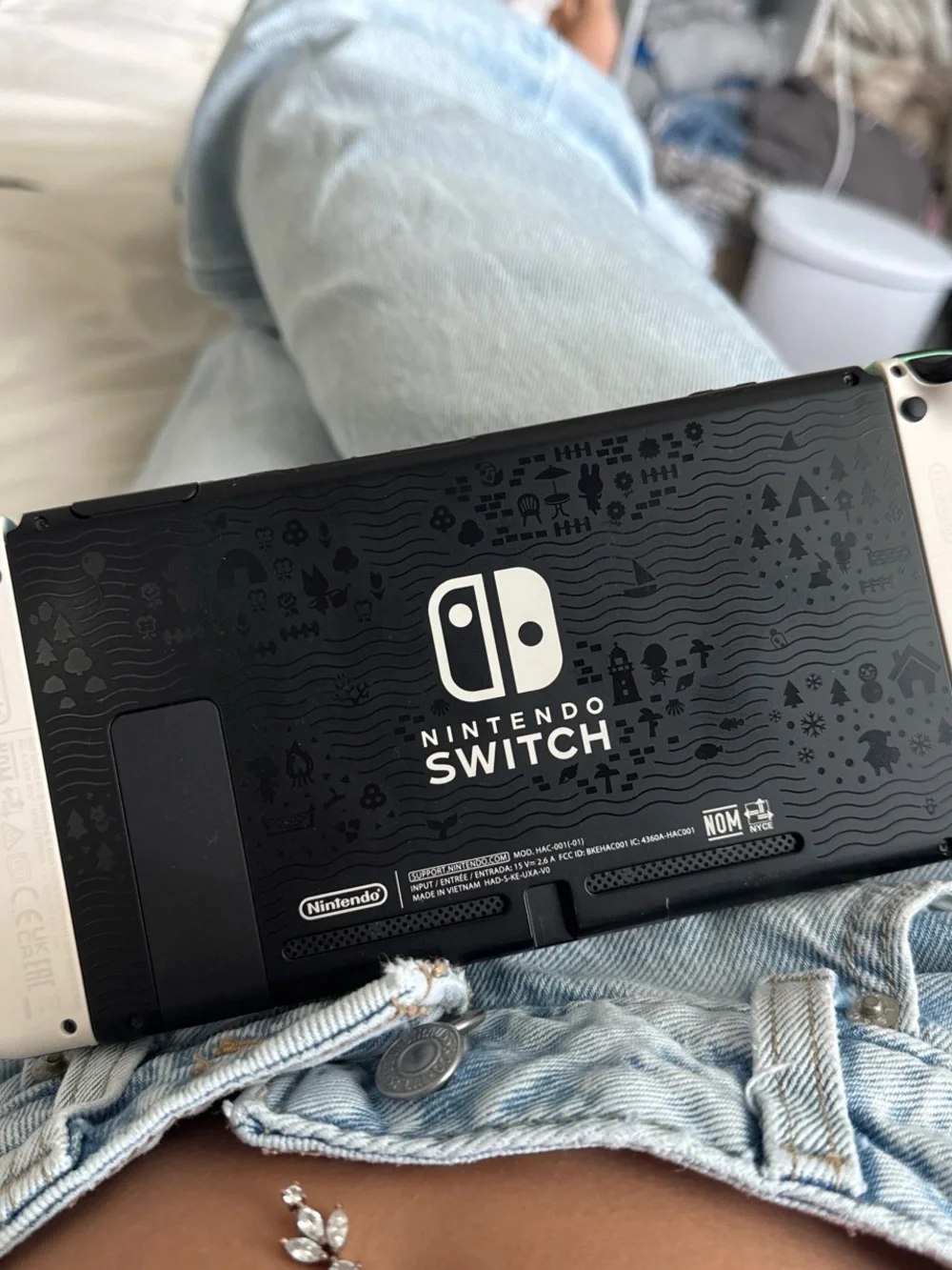 Nintendo Switch Animal Crossing Edition